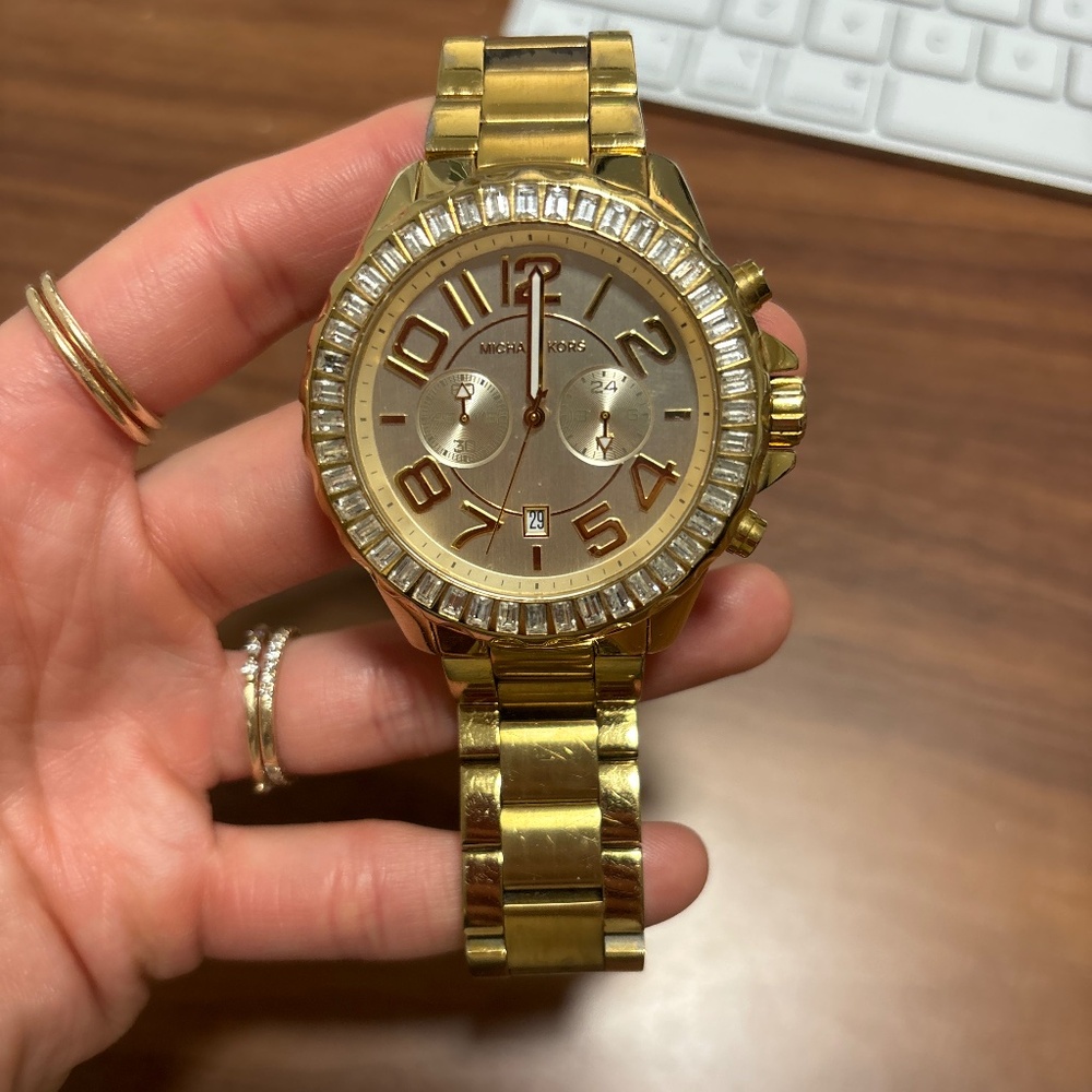 MK watch